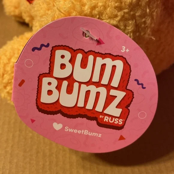 Bumbumz Prescott the pug - Picture 3 of 4